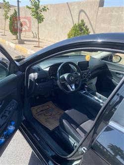 نیسان سێنترا